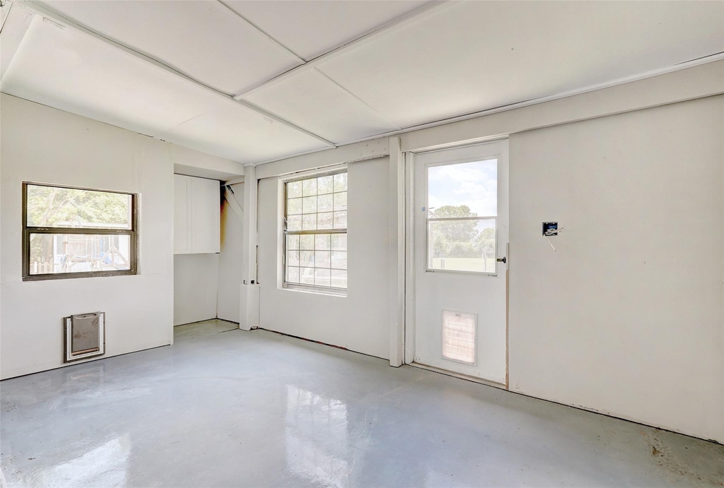 820 Stadium Dr - Photo 24