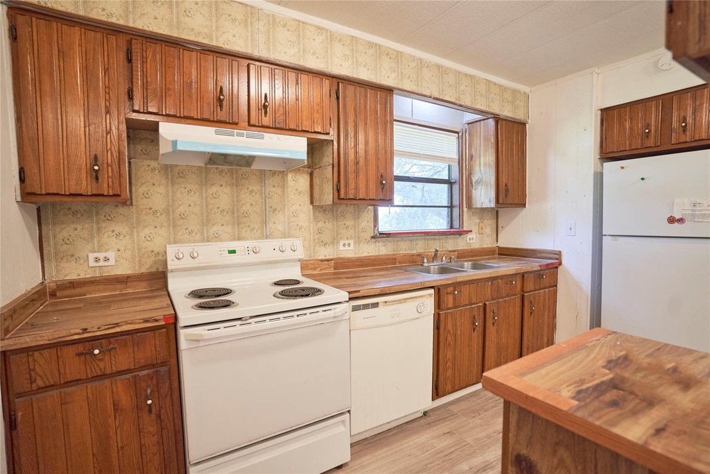 23393 Nameless Rd - Photo 0