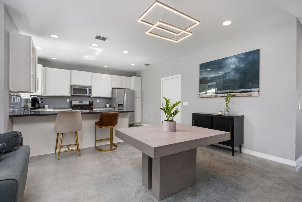 301 W. Stassney Ln - Photo 8