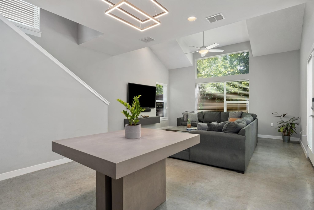 301 W. Stassney Ln - Photo 9