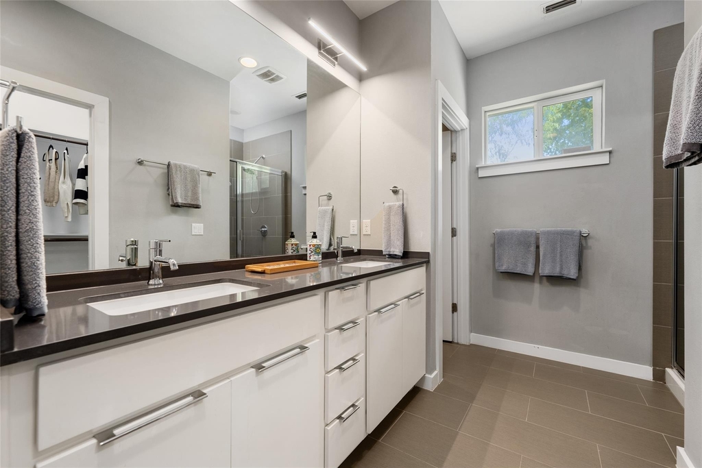 301 W. Stassney Ln - Photo 18