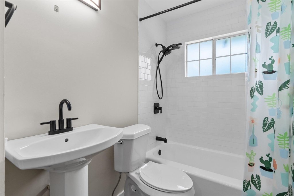 7707 Robalo Rd - Photo 24