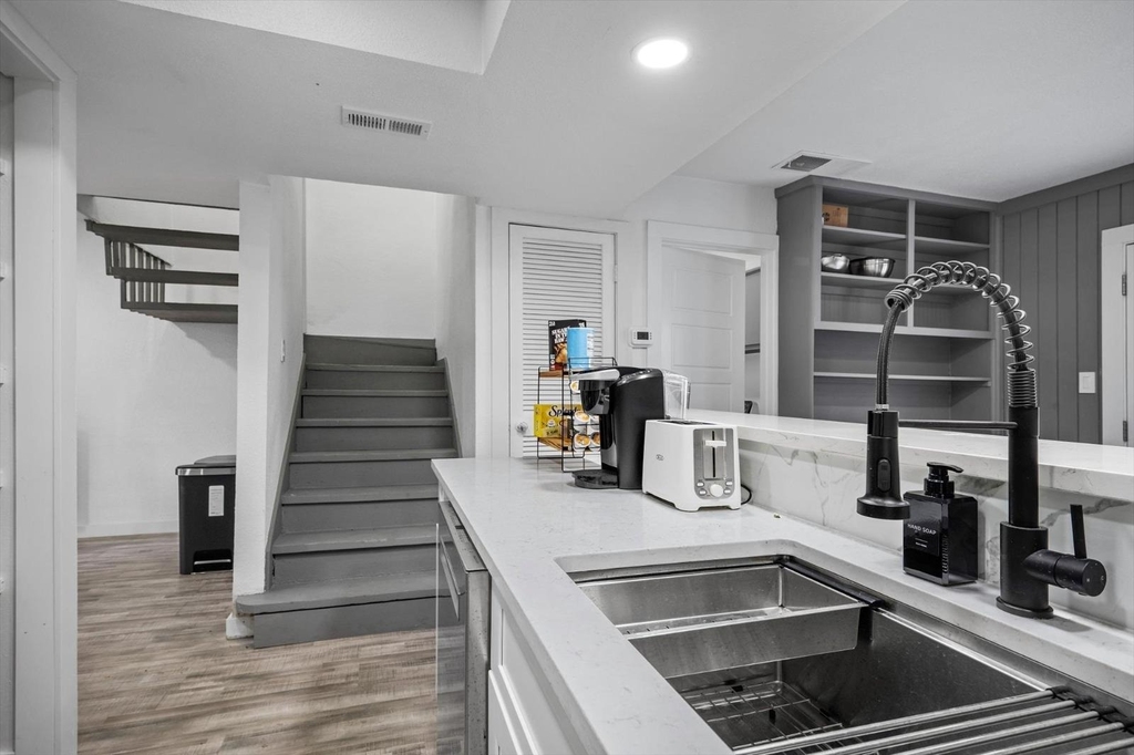 6413 Chimney Creek Cir - Photo 5