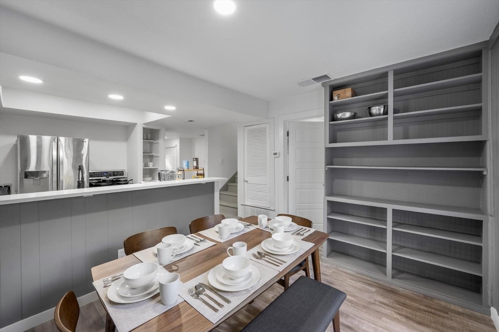 6413 Chimney Creek Cir - Photo 9