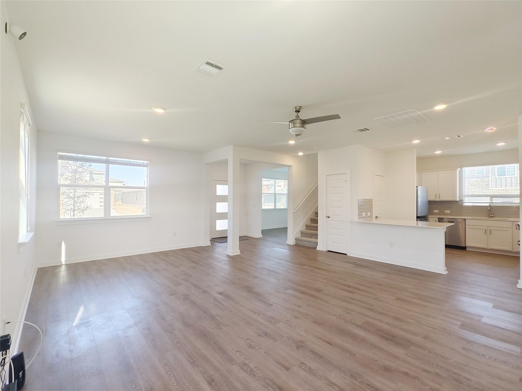 7417 Sagira Path - Photo 5