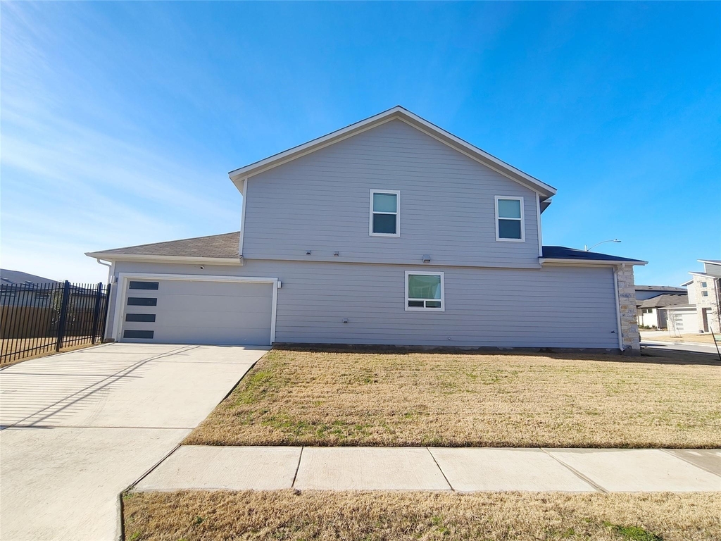 7417 Sagira Path - Photo 3