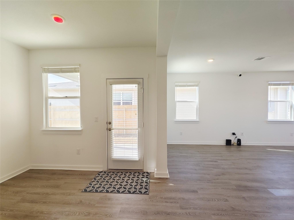 7417 Sagira Path - Photo 11