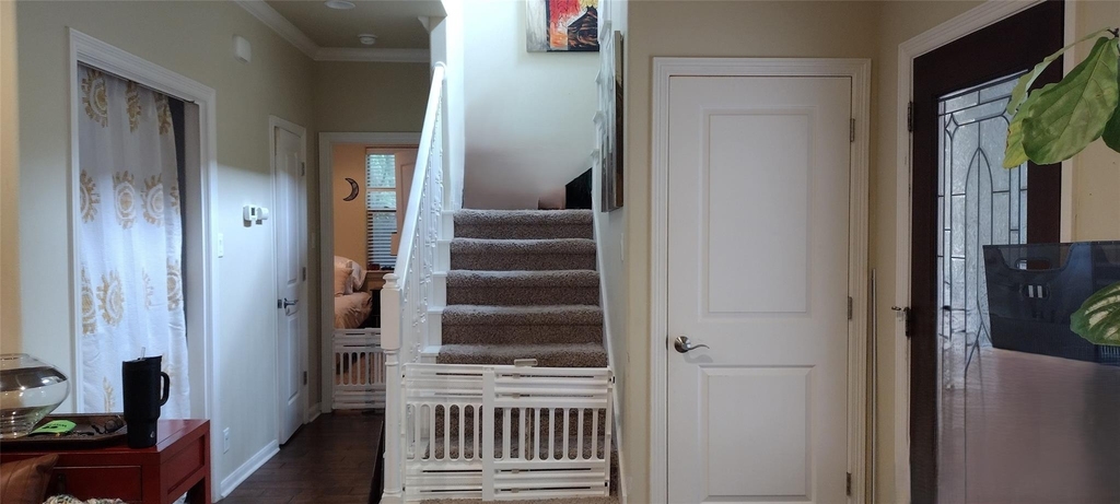 500 Kenniston Dr - Photo 2