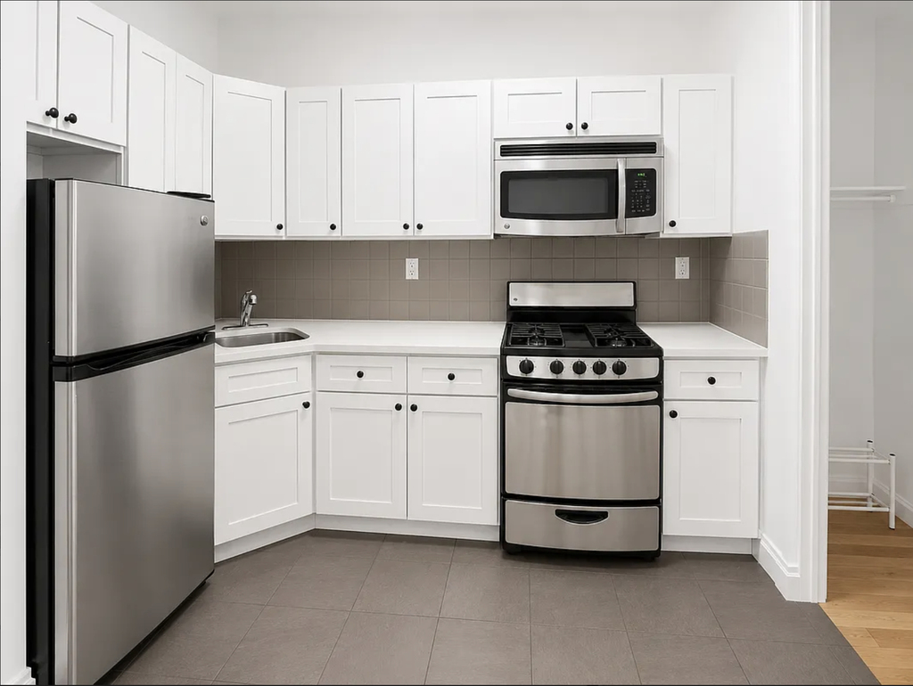 Knickerbocker Avenue & Harman Street - Photo 2