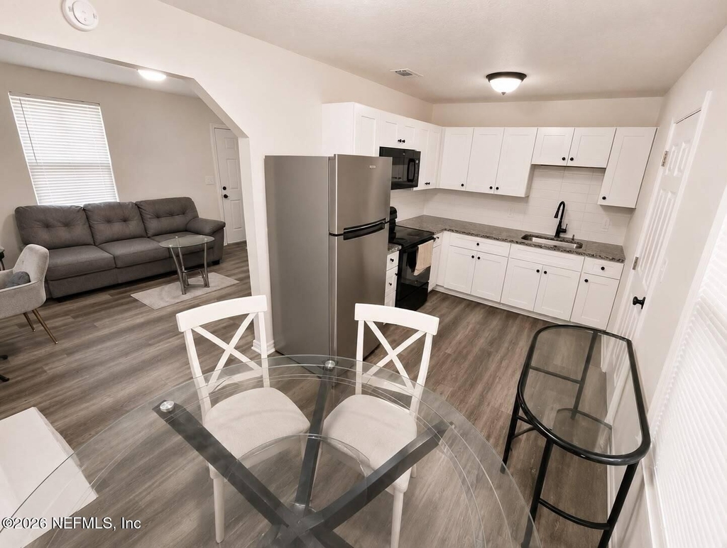 5020 Campenella Drive - Photo 1