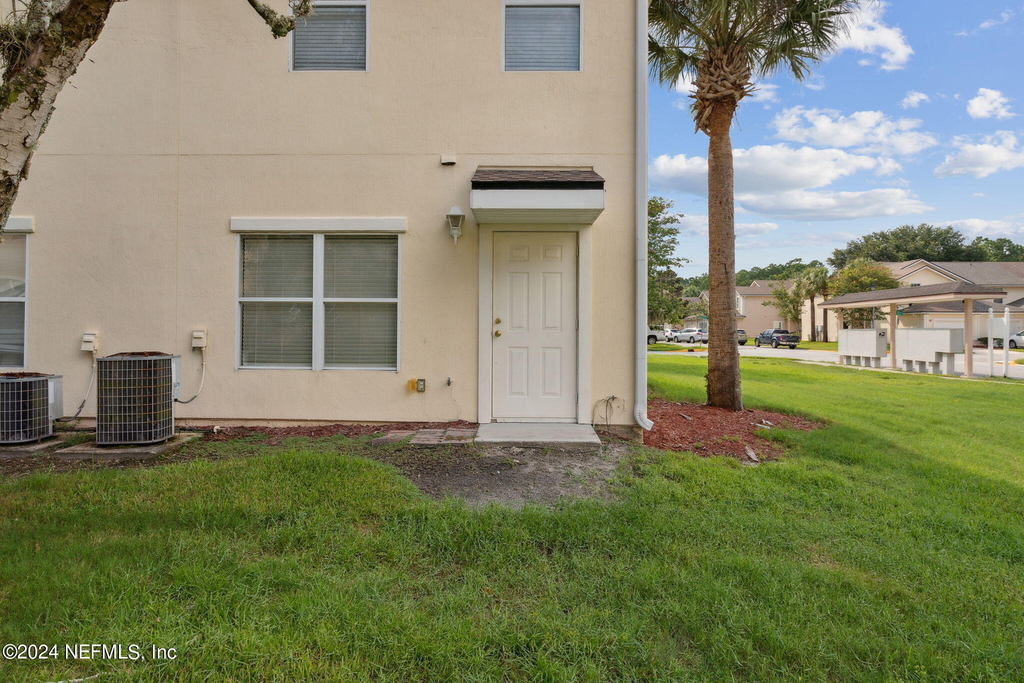 574 Southbranch Drive - Photo 4