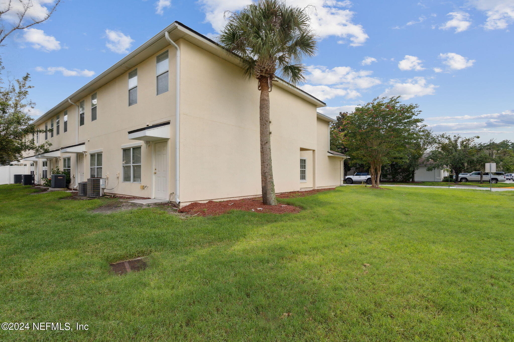 574 Southbranch Drive - Photo 5