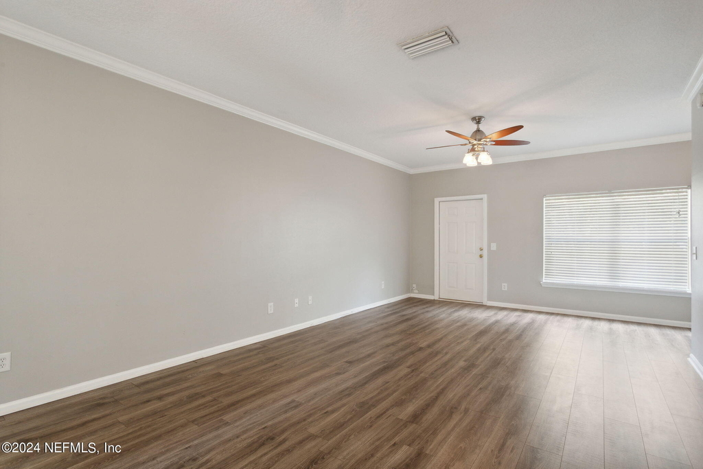 574 Southbranch Drive - Photo 7