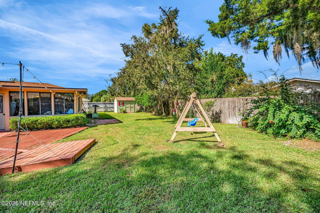 5495 Forrest Drive - Photo 18
