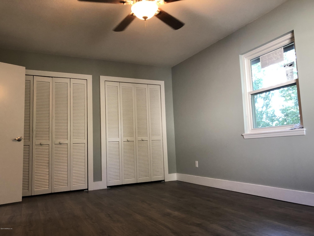 2132 Bay Road - Photo 11