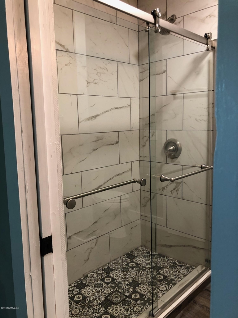 2132 Bay Road - Photo 10