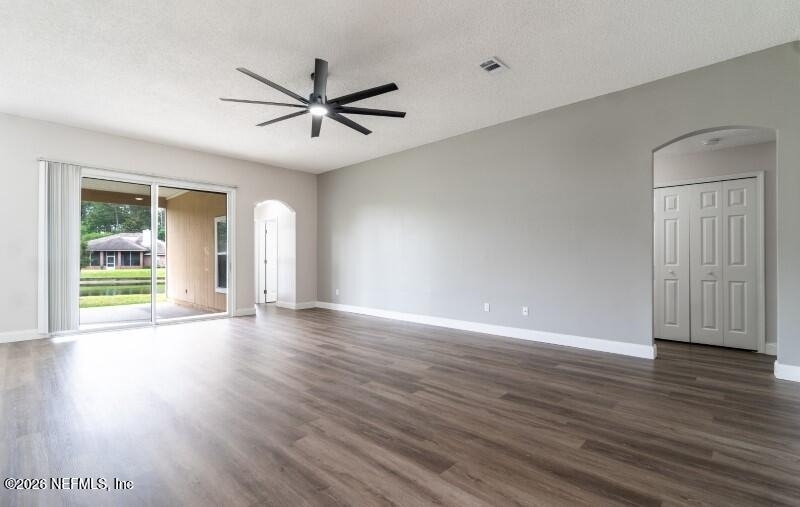 557 Grand Parke Drive - Photo 4