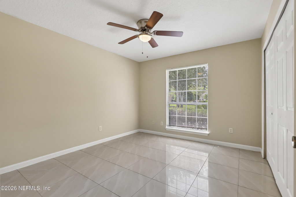 2070 Thornhill Drive - Photo 21