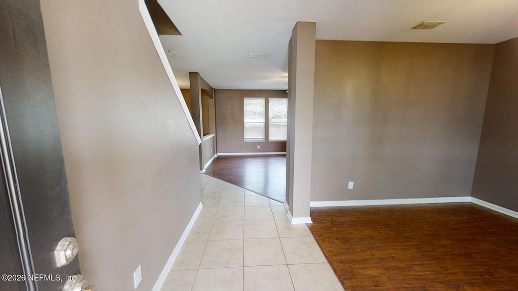 15695 Lexington Park Boulevard - Photo 5