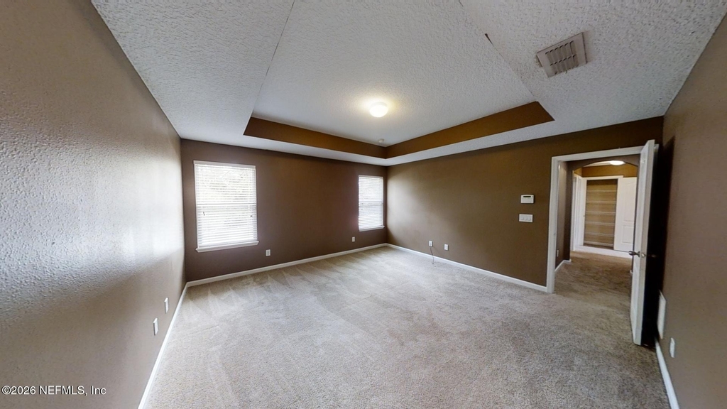 15695 Lexington Park Boulevard - Photo 17