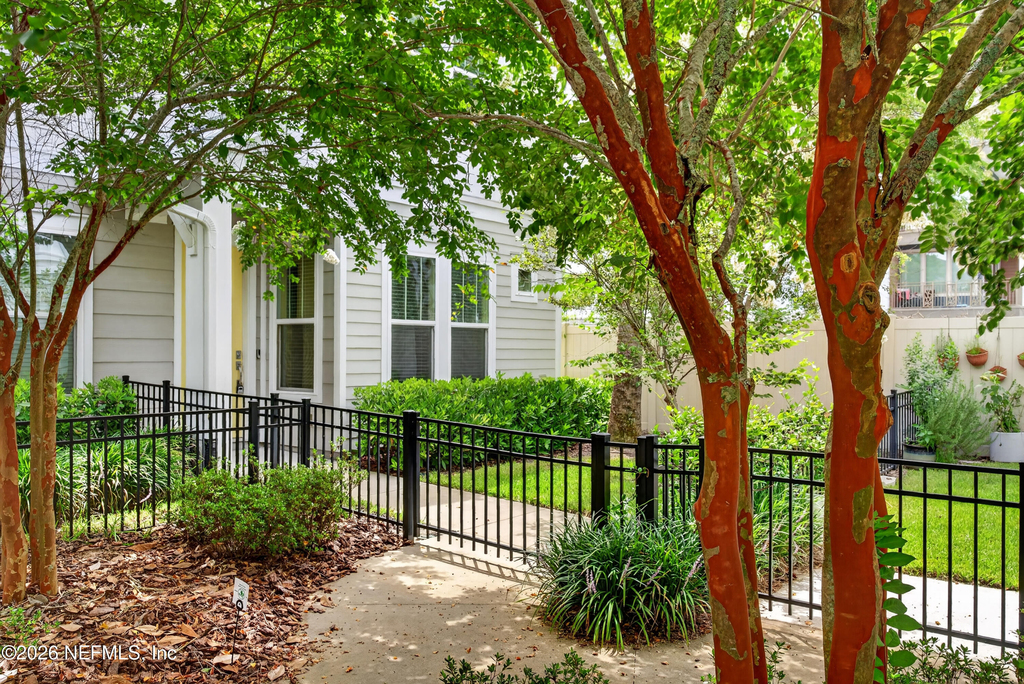 7446 Loggerhead Court - Photo 0