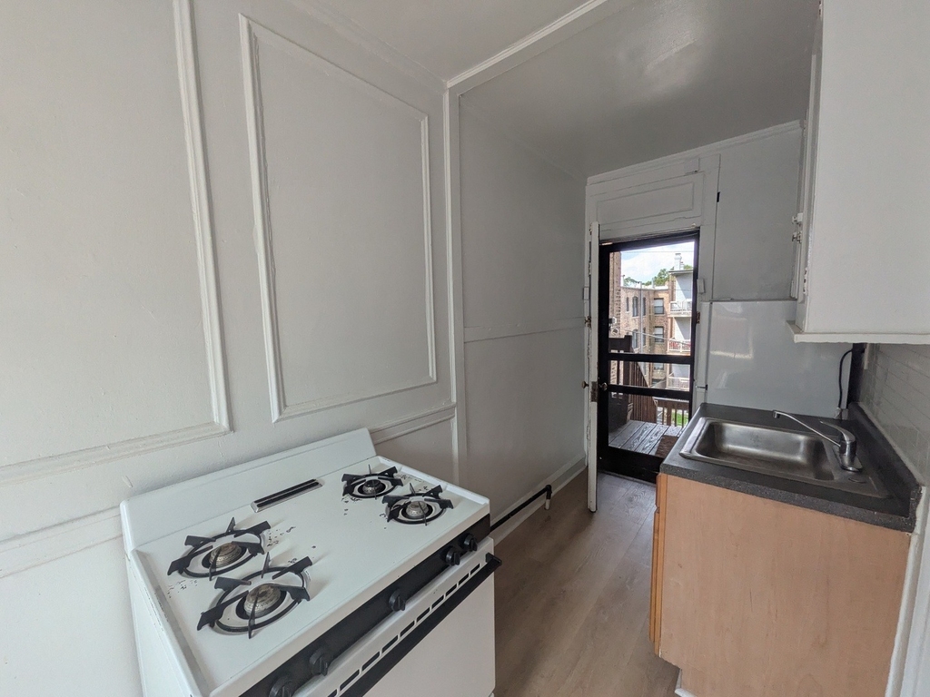 3310 W Schubert Avenue - Photo 9