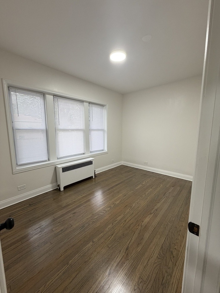10600 S Avenue E - Photo 6