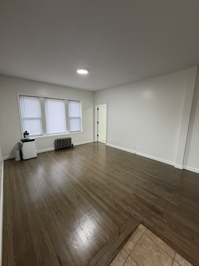 10600 S Avenue E - Photo 1