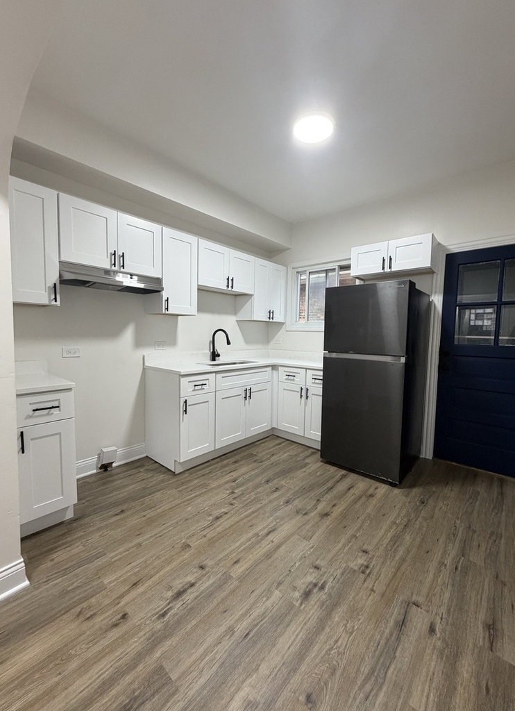 10600 S Avenue E - Photo 4