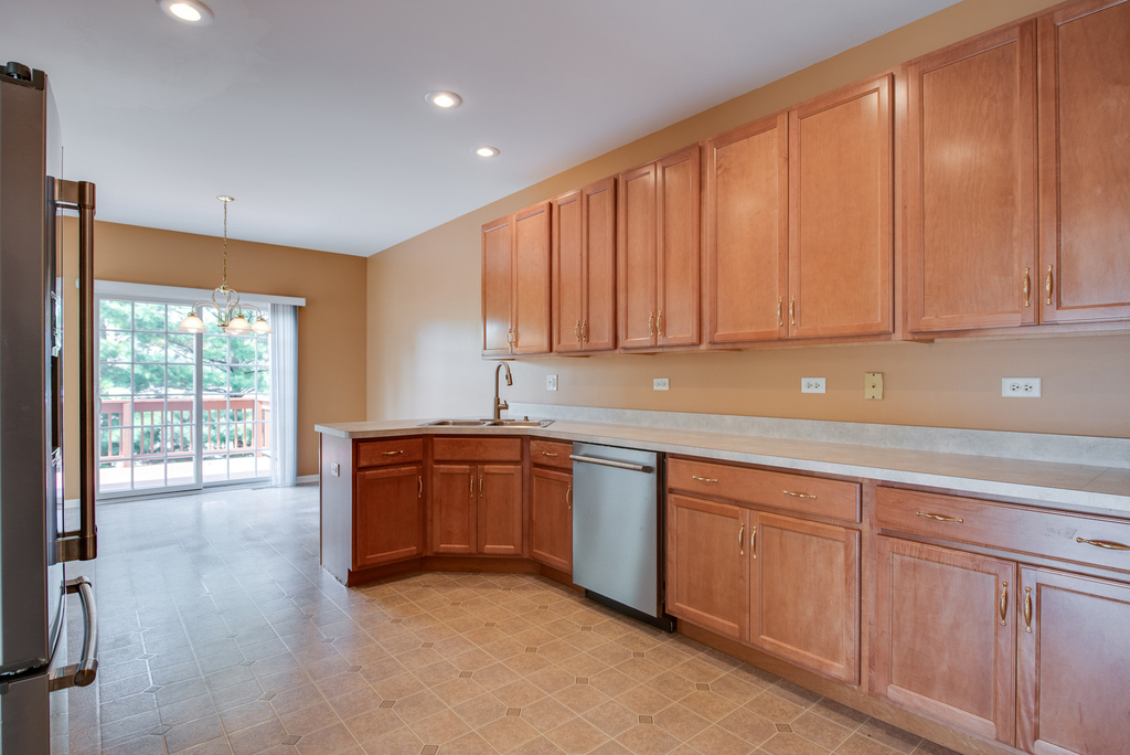 662 Chaney Court - Photo 8