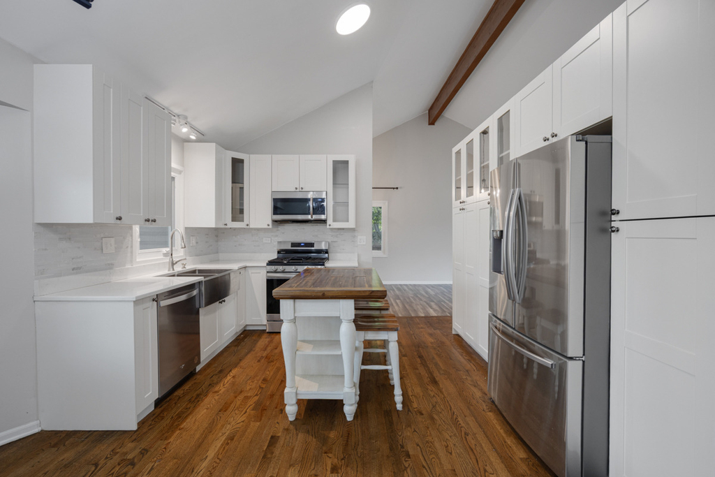 615 Chester Court E - Photo 11