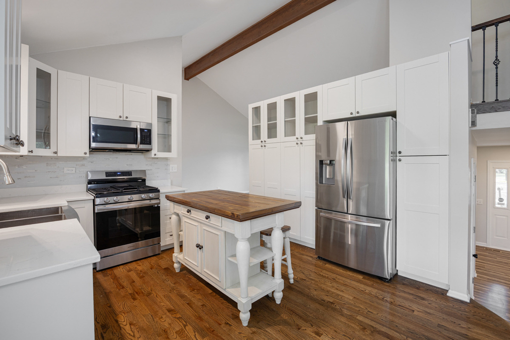 615 Chester Court E - Photo 13