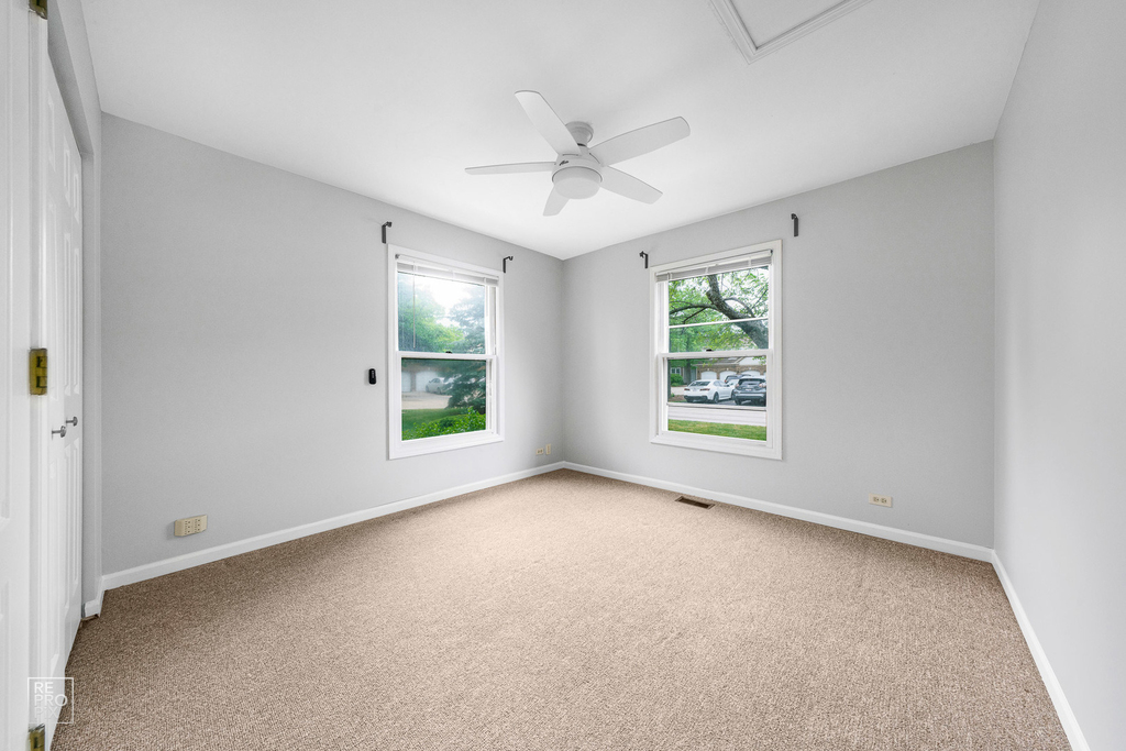 98 Willow Parkway - Photo 10