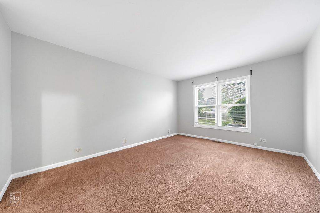 98 Willow Parkway - Photo 12