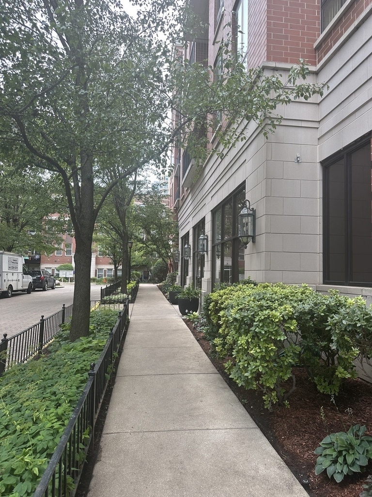 343 W Old Town Court - Photo 20