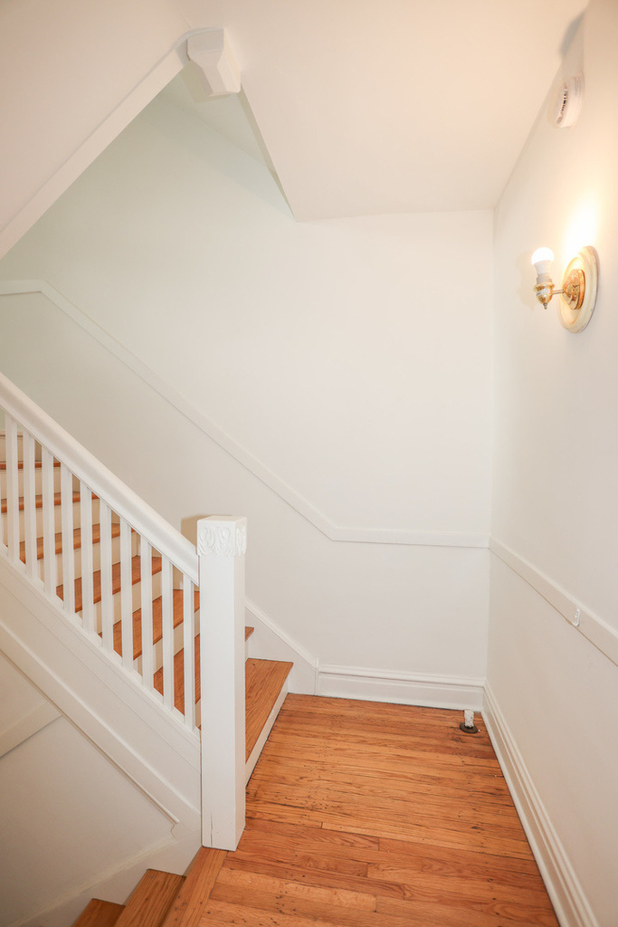 5338 W Montrose Avenue - Photo 17