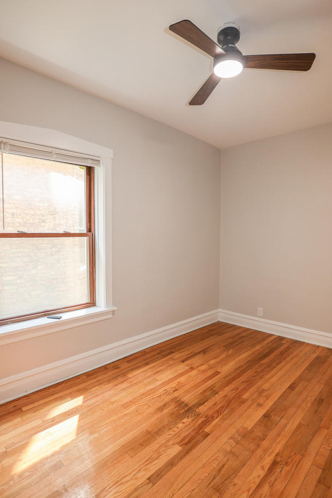 5338 W Montrose Avenue - Photo 15
