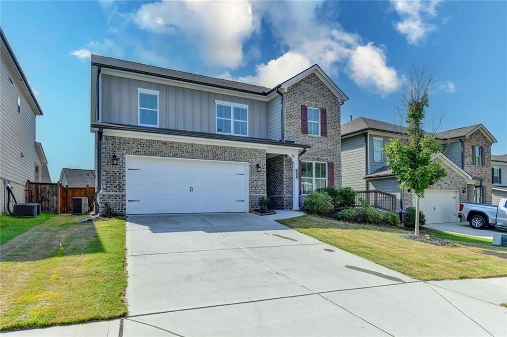 3335 Fall Branch Lane - Photo 1