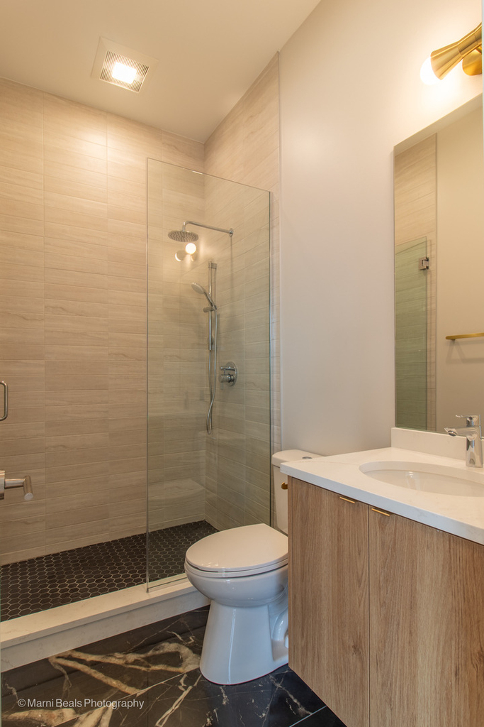 6749 S Langley Avenue - Photo 7