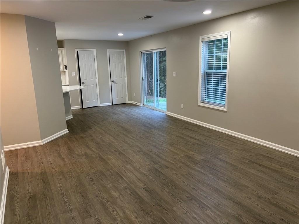 1105 Trumpet Vine Court Se - Photo 9