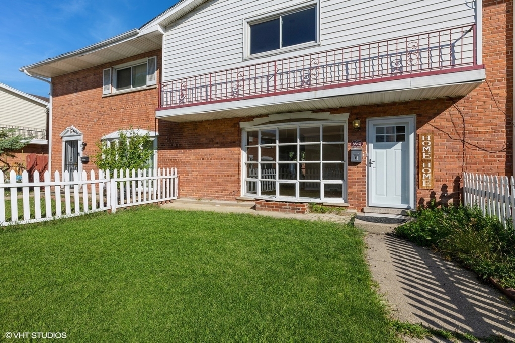 8842 Dee Road - Photo 0