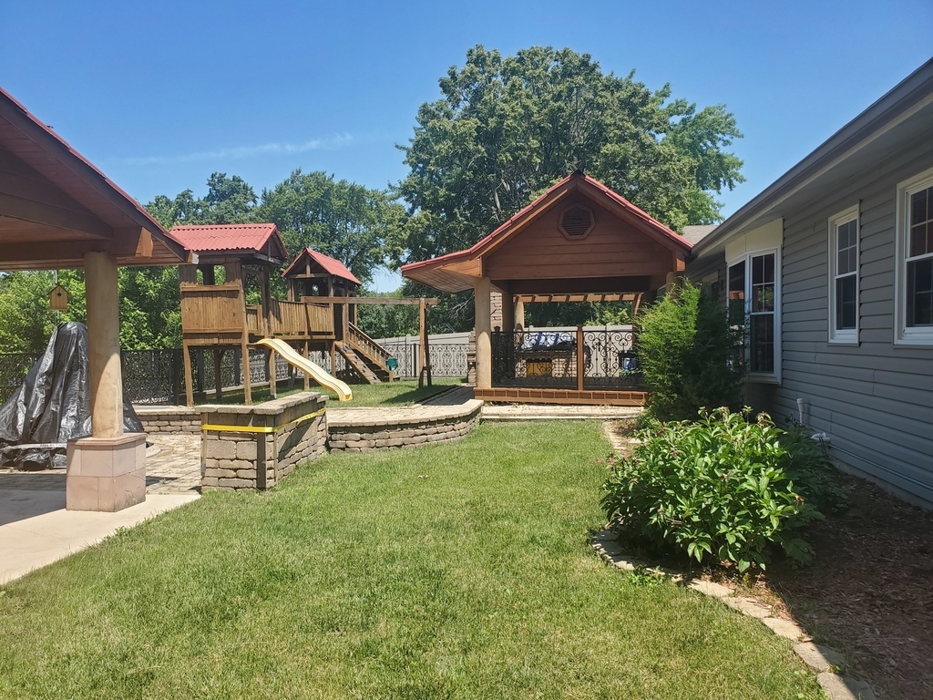 427 Justine Avenue - Photo 26
