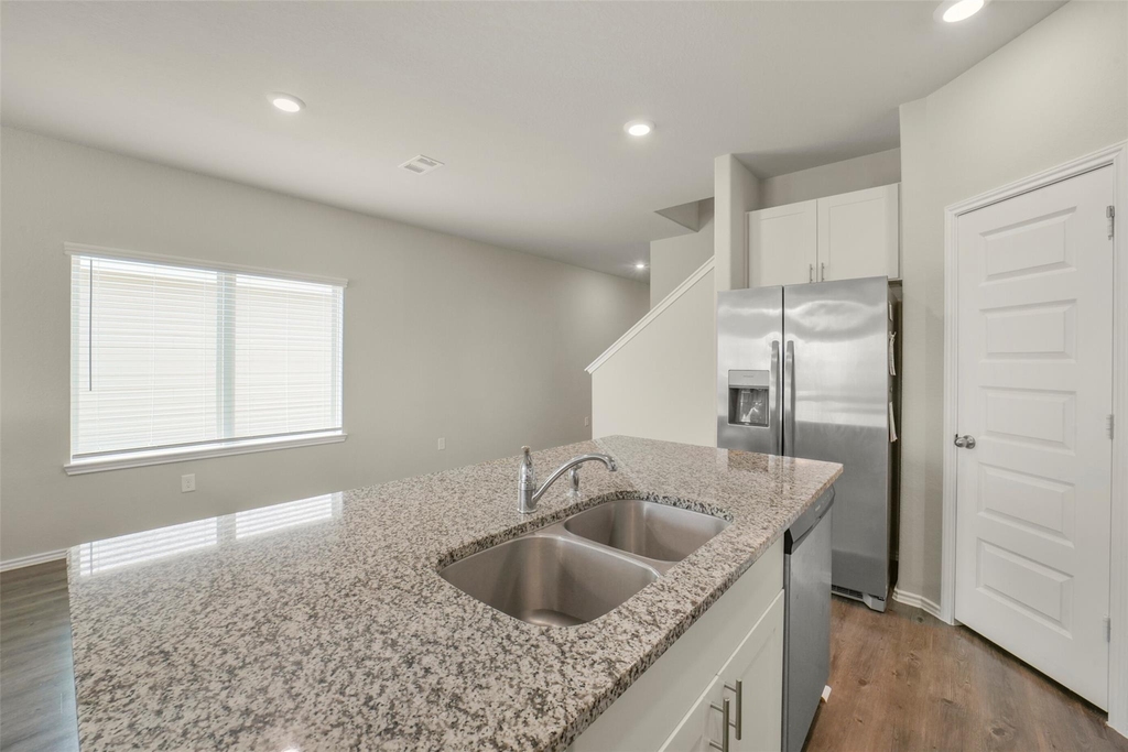 21610 Desert Lily Road - Photo 9