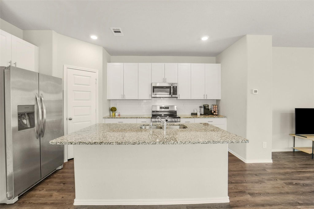 21610 Desert Lily Road - Photo 6