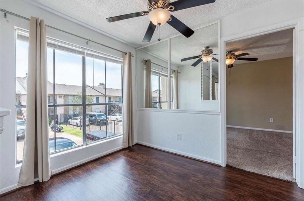 1500 Bay Area Boulevard - Photo 10