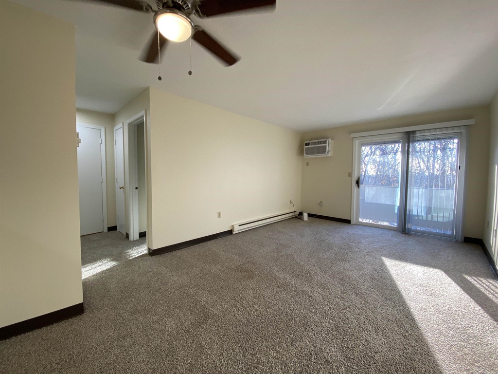 143 Eastern - Photo 9