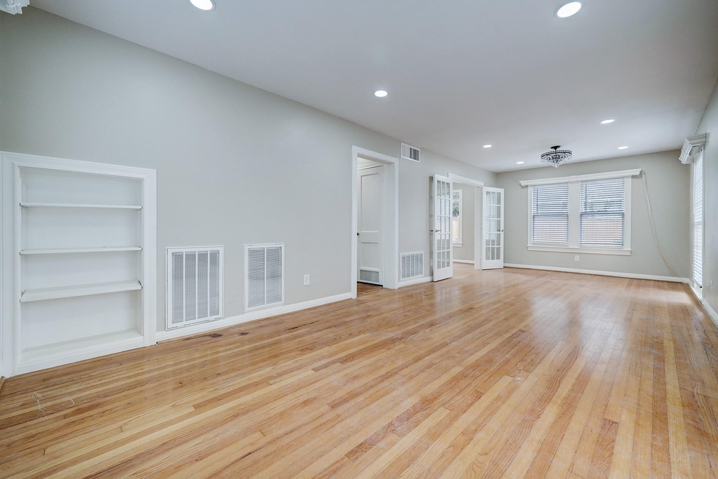 827 Le Green St - Photo 4
