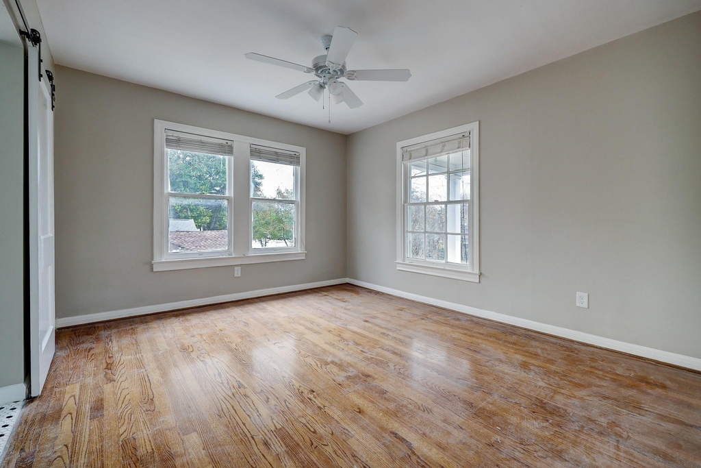 827 Le Green St - Photo 10