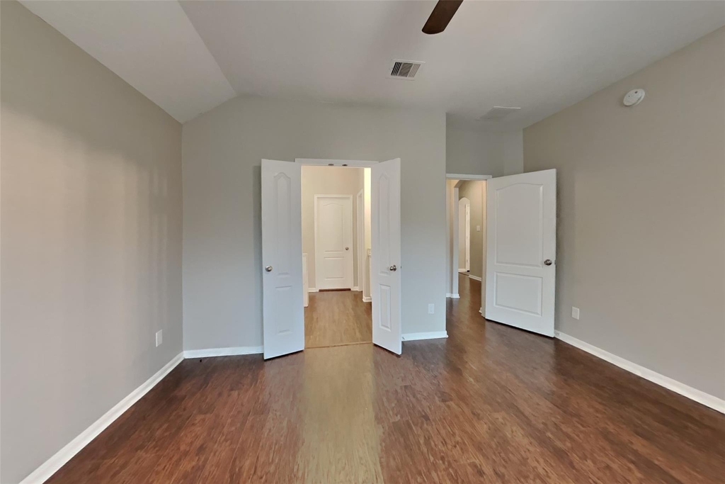 22502 Holbrook Springs Court - Photo 7