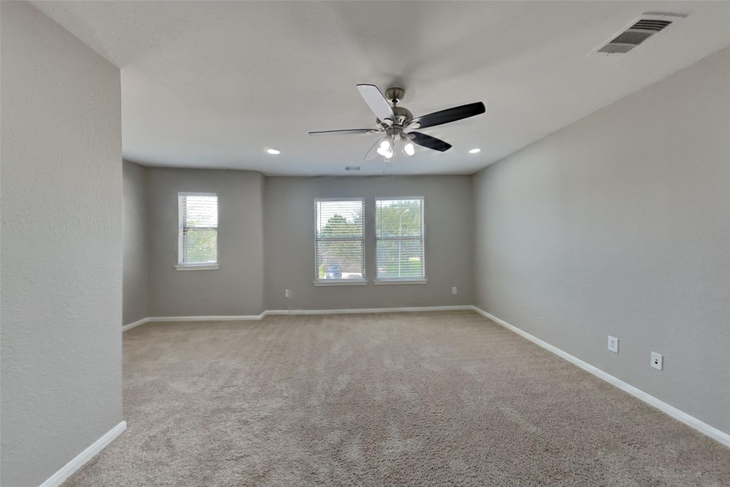 7718 Balsam Crossing Lane - Photo 6